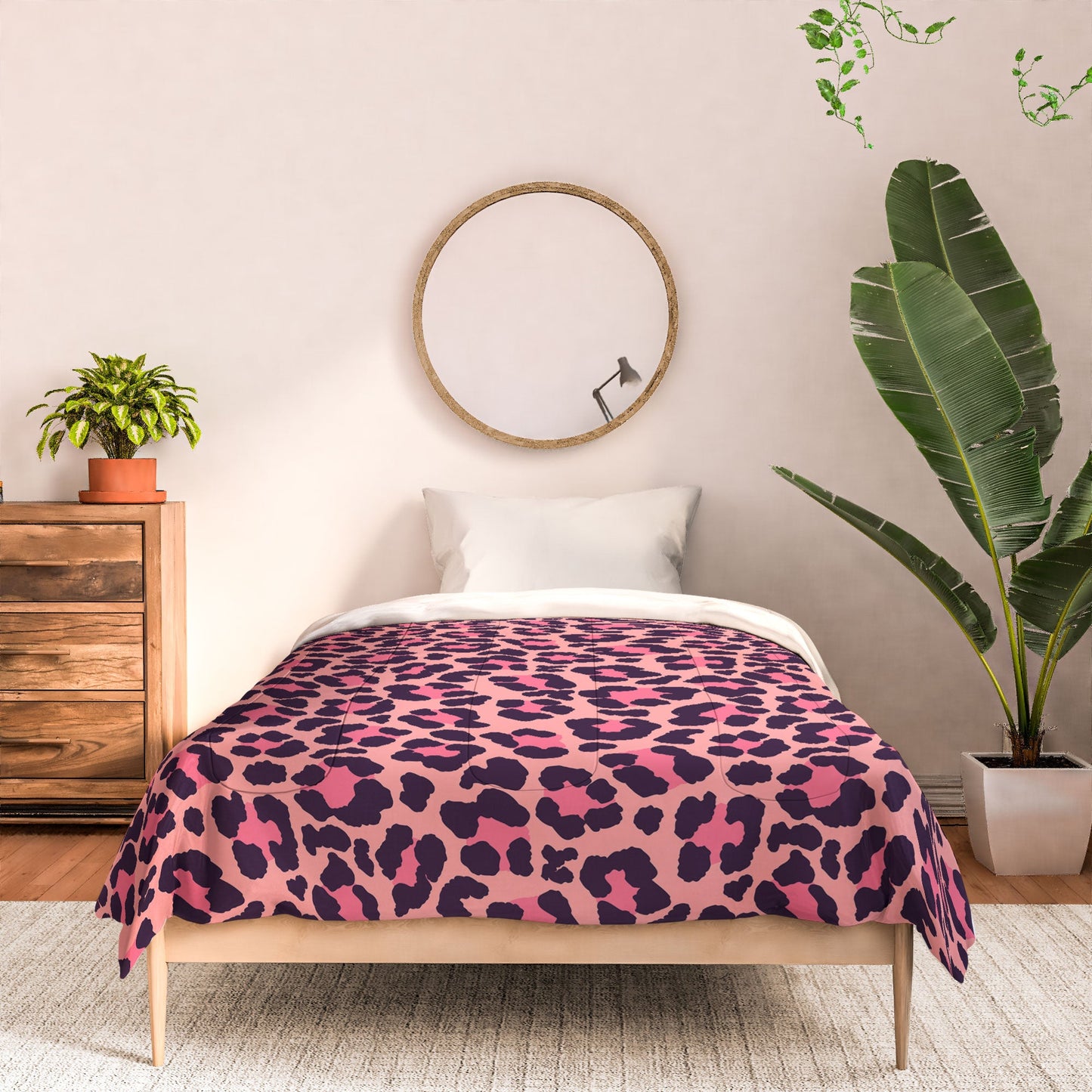 Avenie Leopard Print Coral Pink Comforter