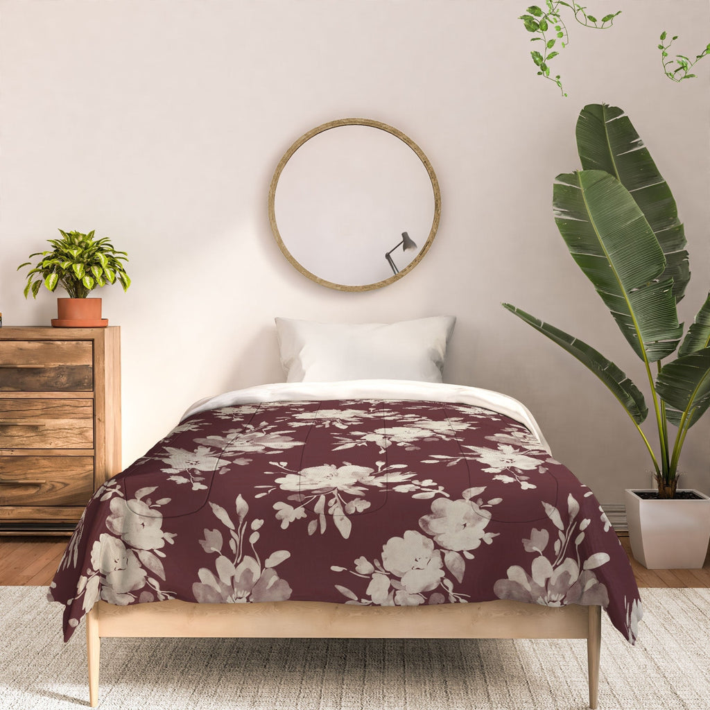 Marta Barragan Camarasa Antique Petal Romance Comforter
