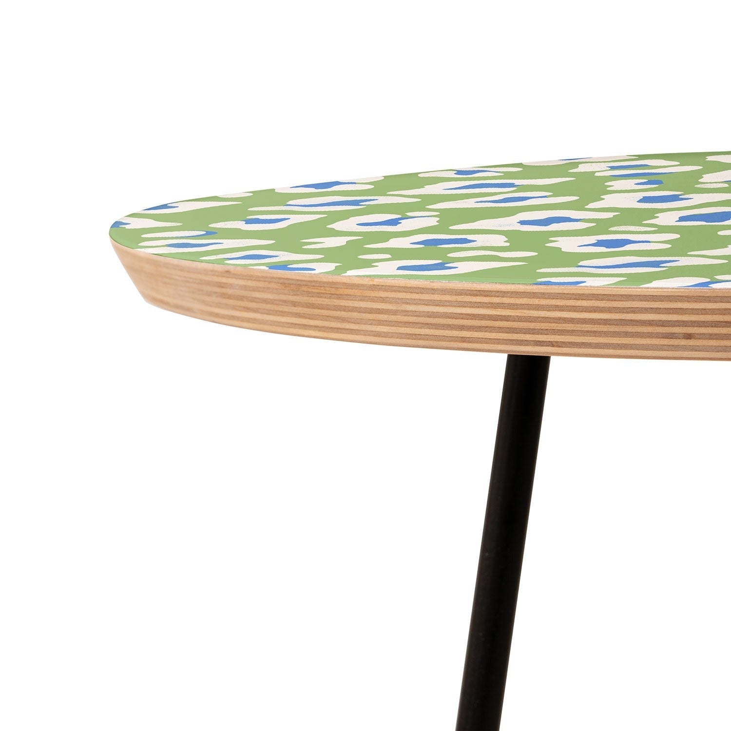 Avenie BR Cheetah Print Round Side Table