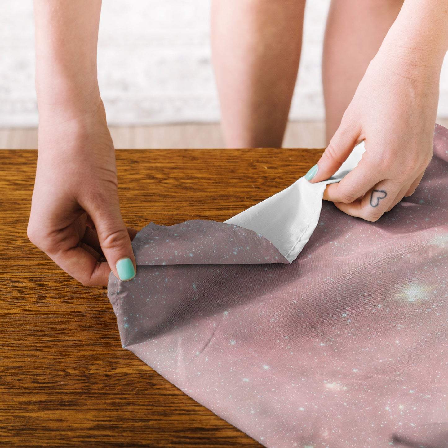 Bianca Green Stardust Covering New York Tapestry
