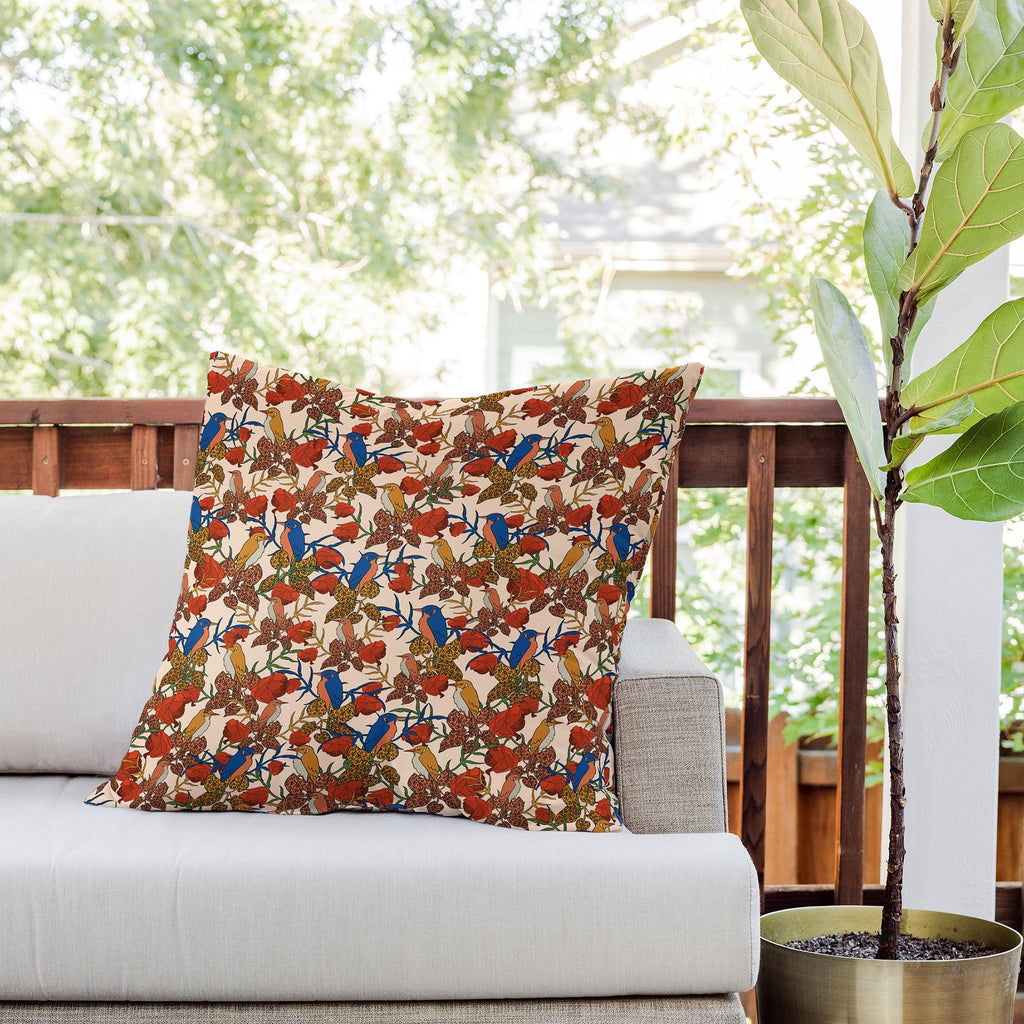 bárbara dantas Voler Outdoor Throw Pillow