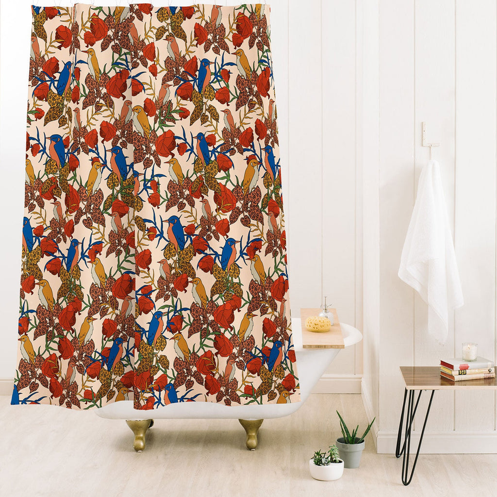 bárbara dantas Voler Shower Curtain