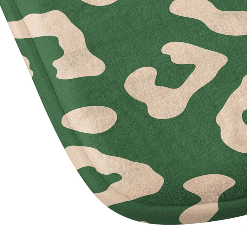 Avenie BR Cheetah Print In Green Memory Foam Bath Mat