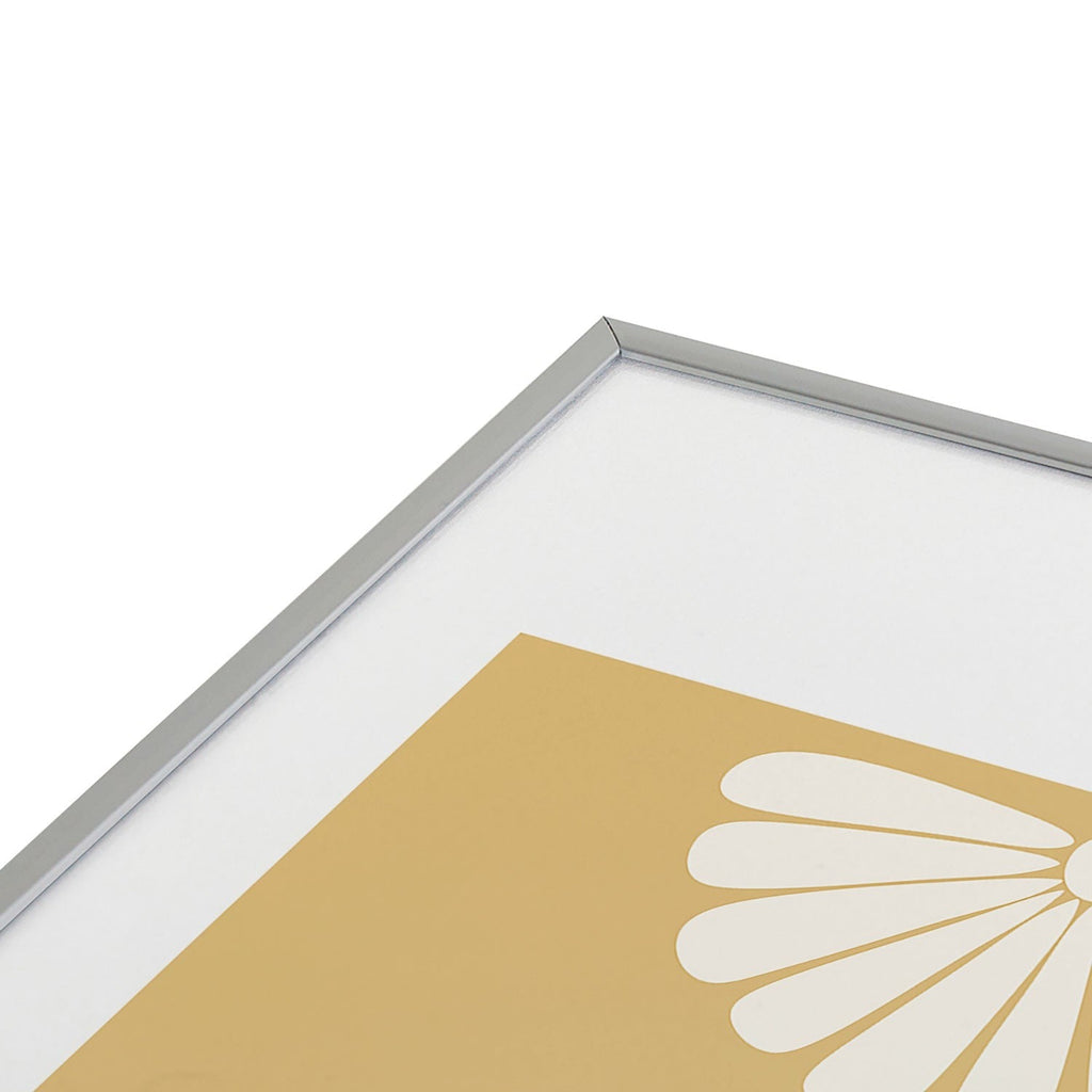 Colour Poems Retro Daisy XXIV Metal Framed Art Print
