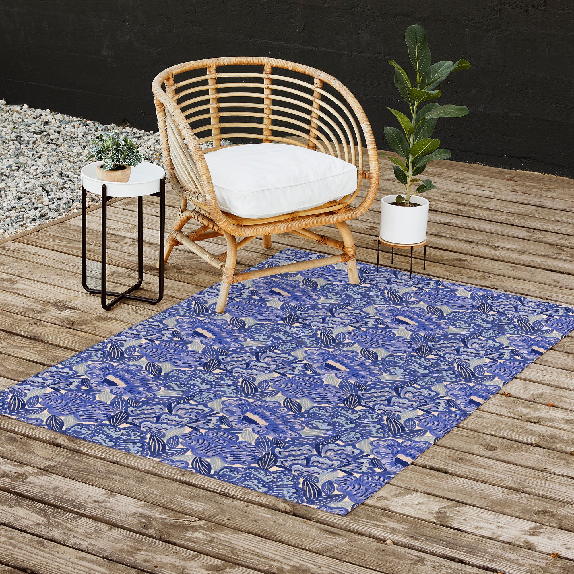 carriecantwell French Country Blue Floral Outdoor Rug