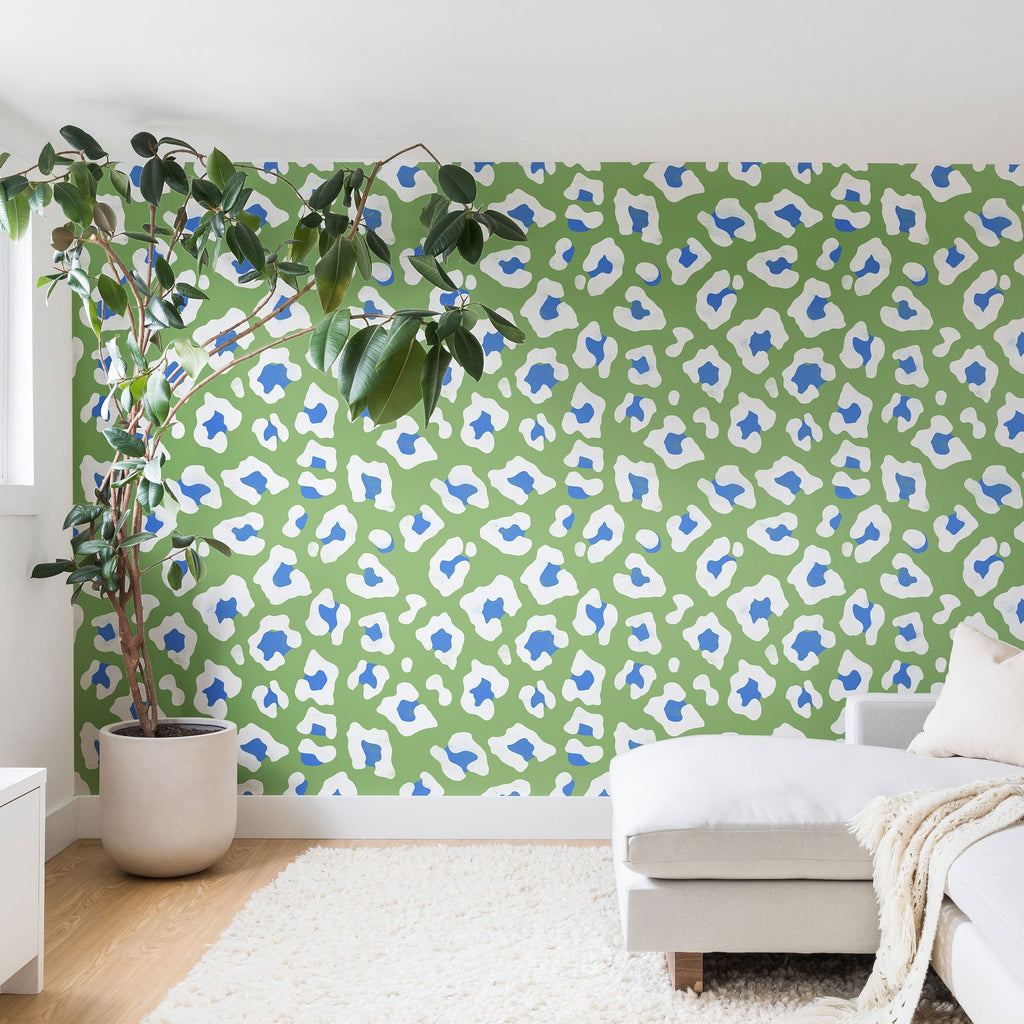 Avenie BR Cheetah Print Wall Mural