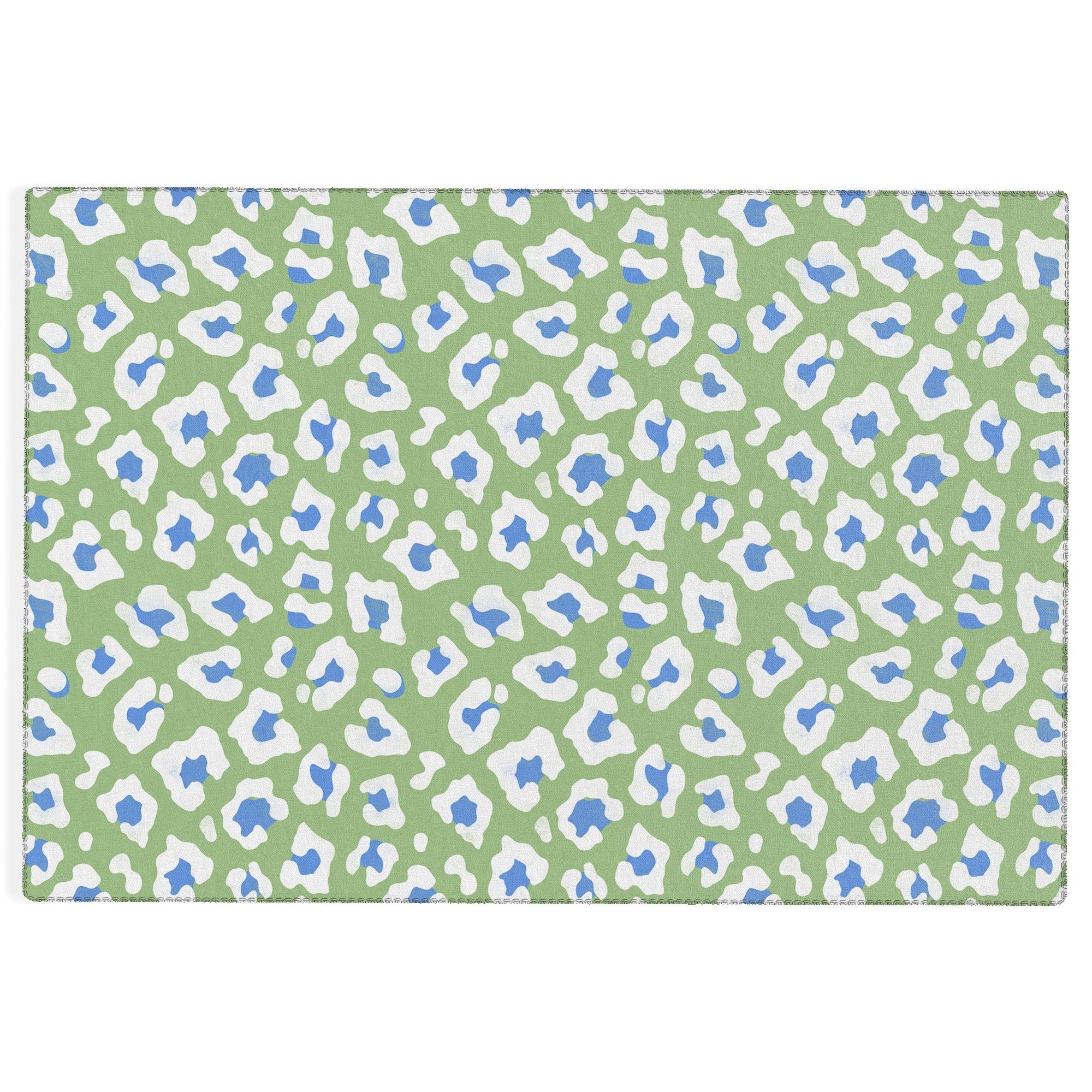 Avenie BR Cheetah Print Outdoor Rug