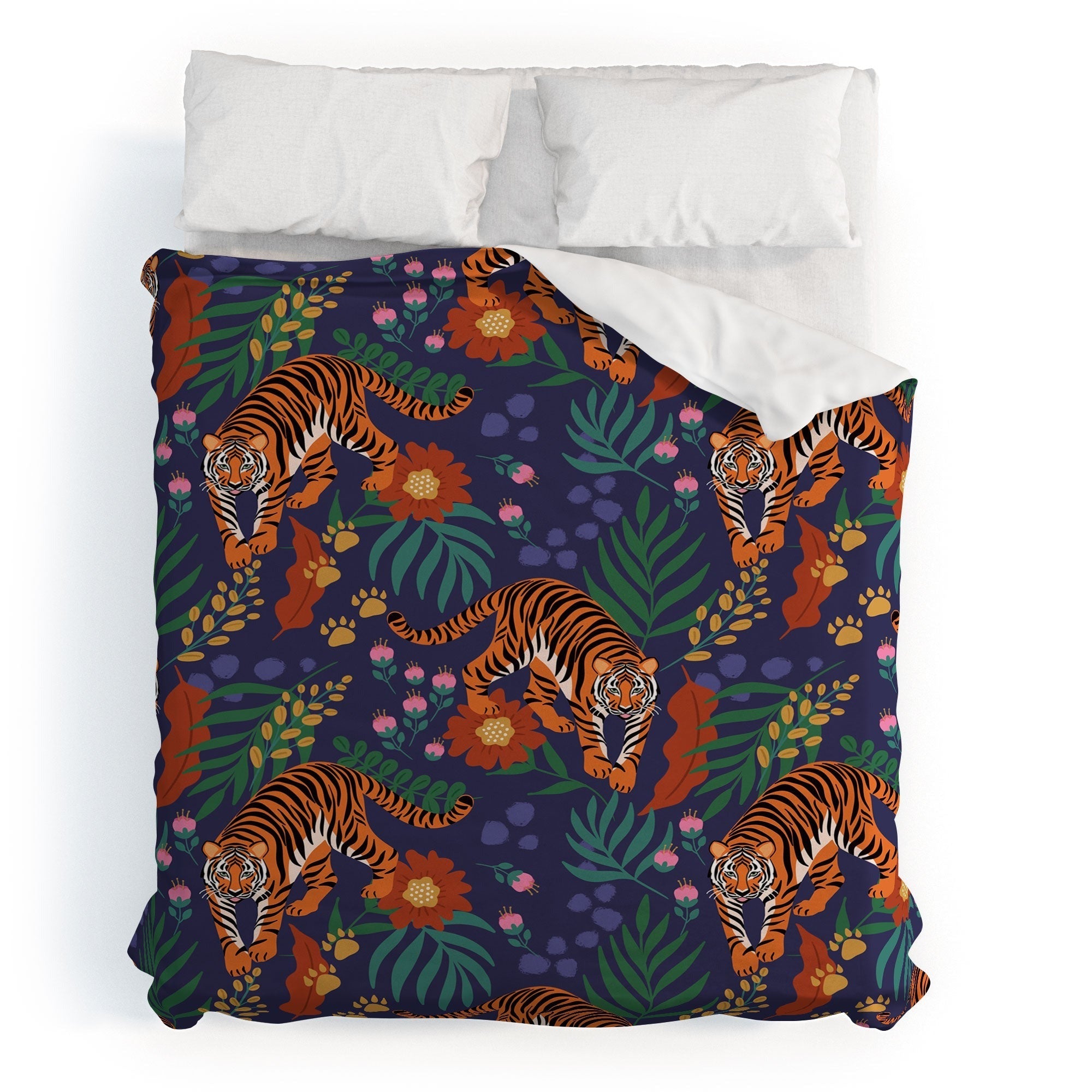Design by Spark Tiger of the Glorious Jungle Duvet Cover