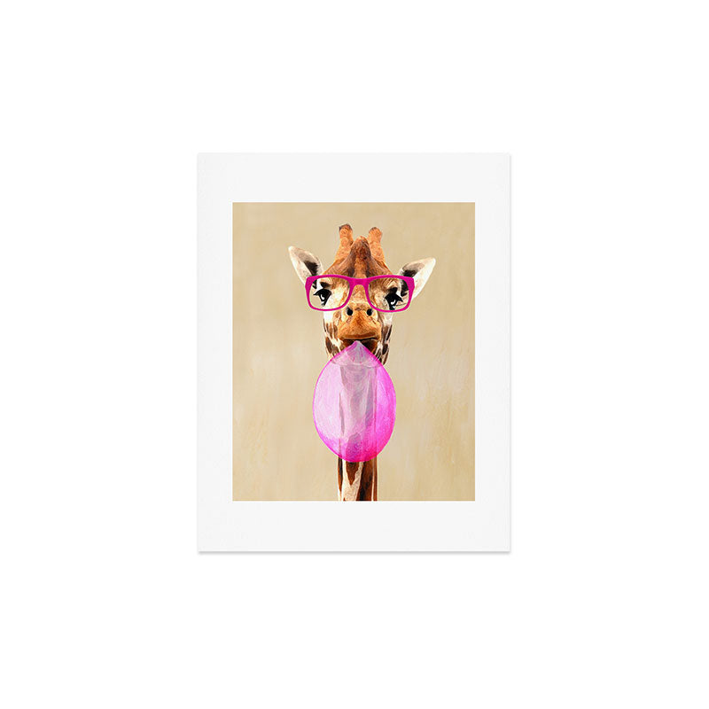 Coco de Paris Clever giraffe with bubblegum Art Print