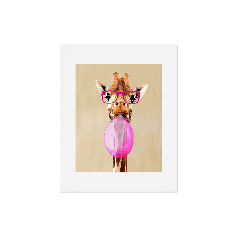 Coco de Paris Clever giraffe with bubblegum Art Print