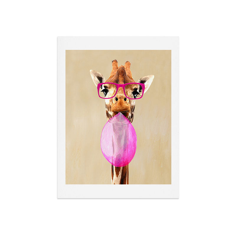 Coco de Paris Clever giraffe with bubblegum Art Print