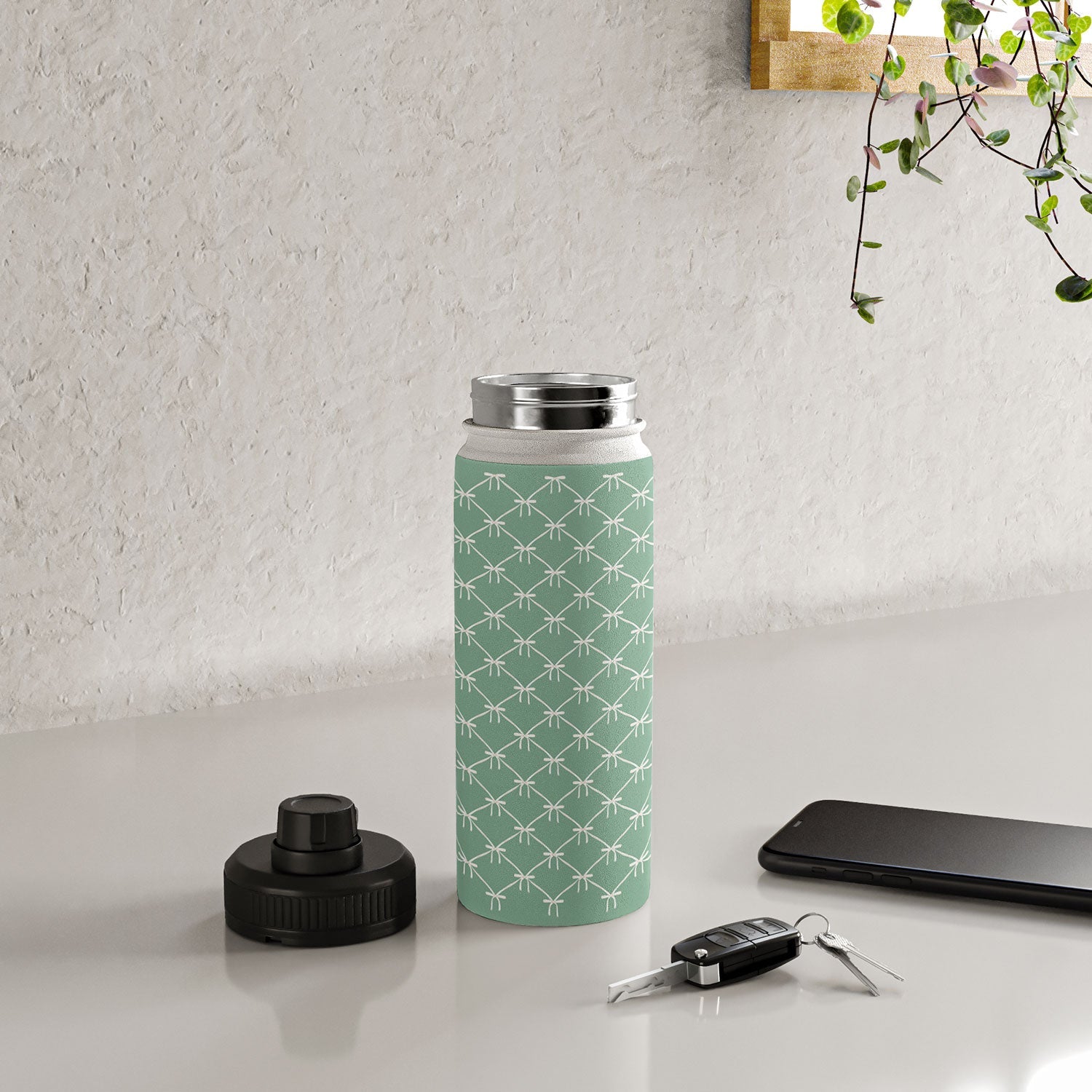 Colour Poems Bows and Ribbons Green Water Bottle