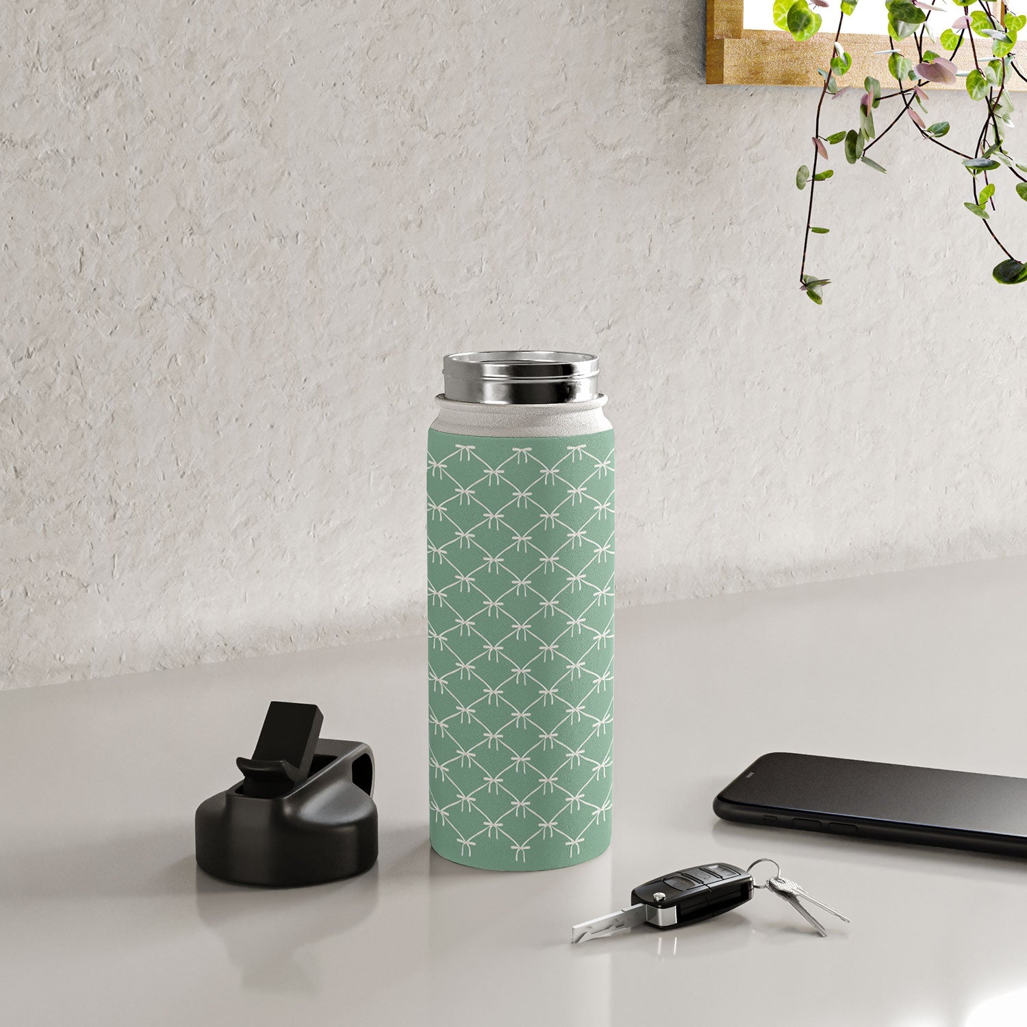 Colour Poems Bows and Ribbons Green Water Bottle