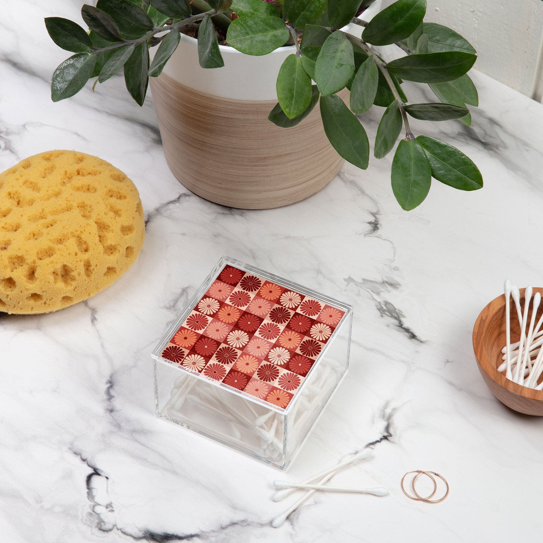 Colour Poems Checker Daisies I Red Pink Acrylic Box