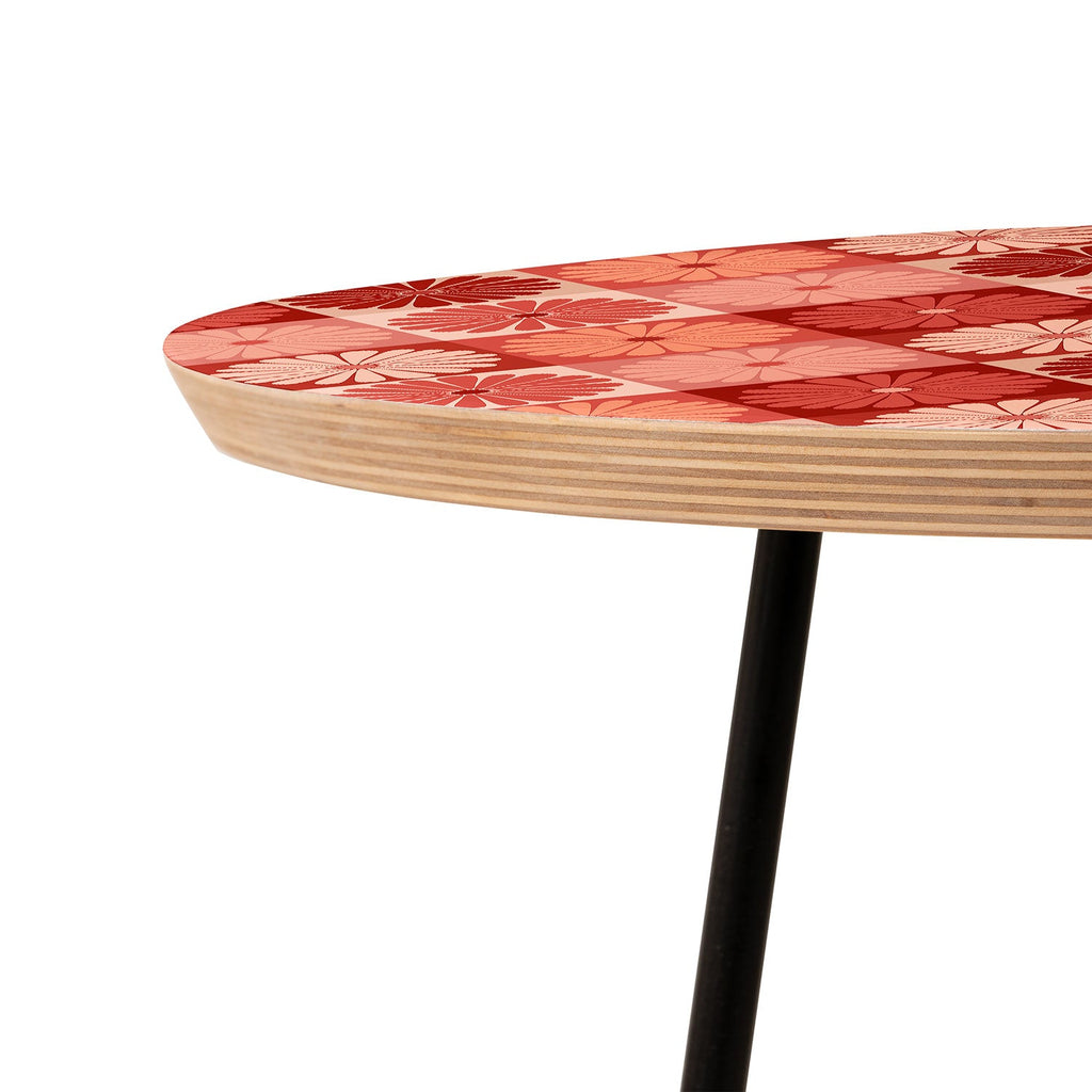 Colour Poems Checker Daisies I Red Pink Round Side Table