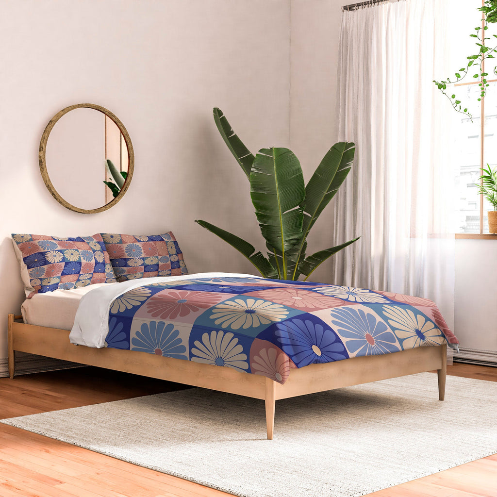 Colour Poems Checker Daisies II Blue Pink Comforter