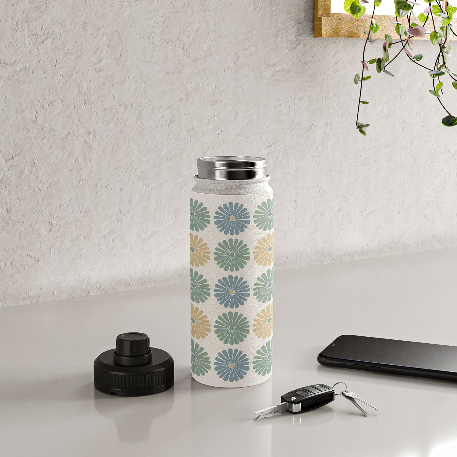 Colour Poems Daisy Pattern Multicolor I Water Bottle