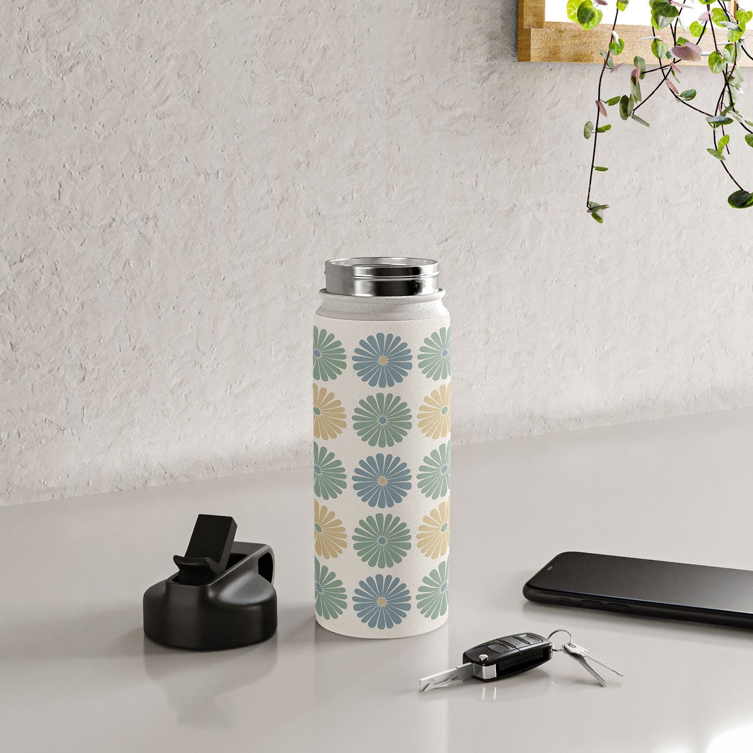 Colour Poems Daisy Pattern Multicolor I Water Bottle