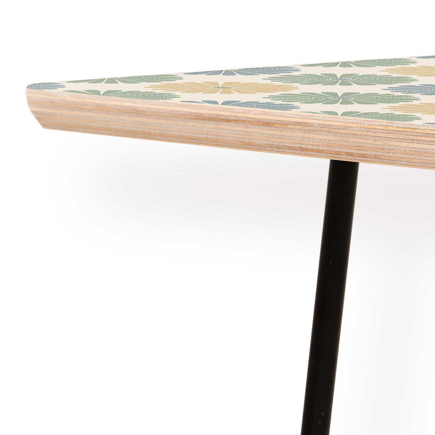 Colour Poems Daisy Pattern Multicolor I Coffee Table