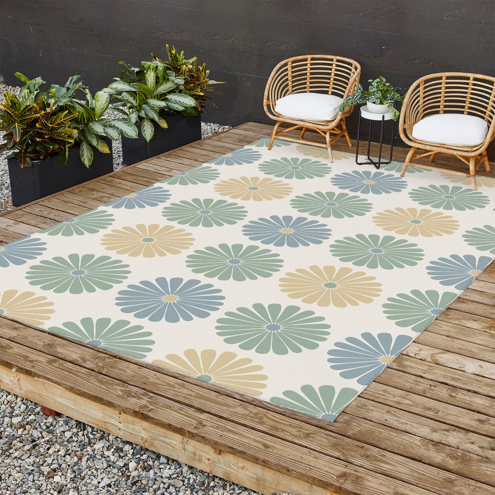 Colour Poems Daisy Pattern Multicolor I Outdoor Rug