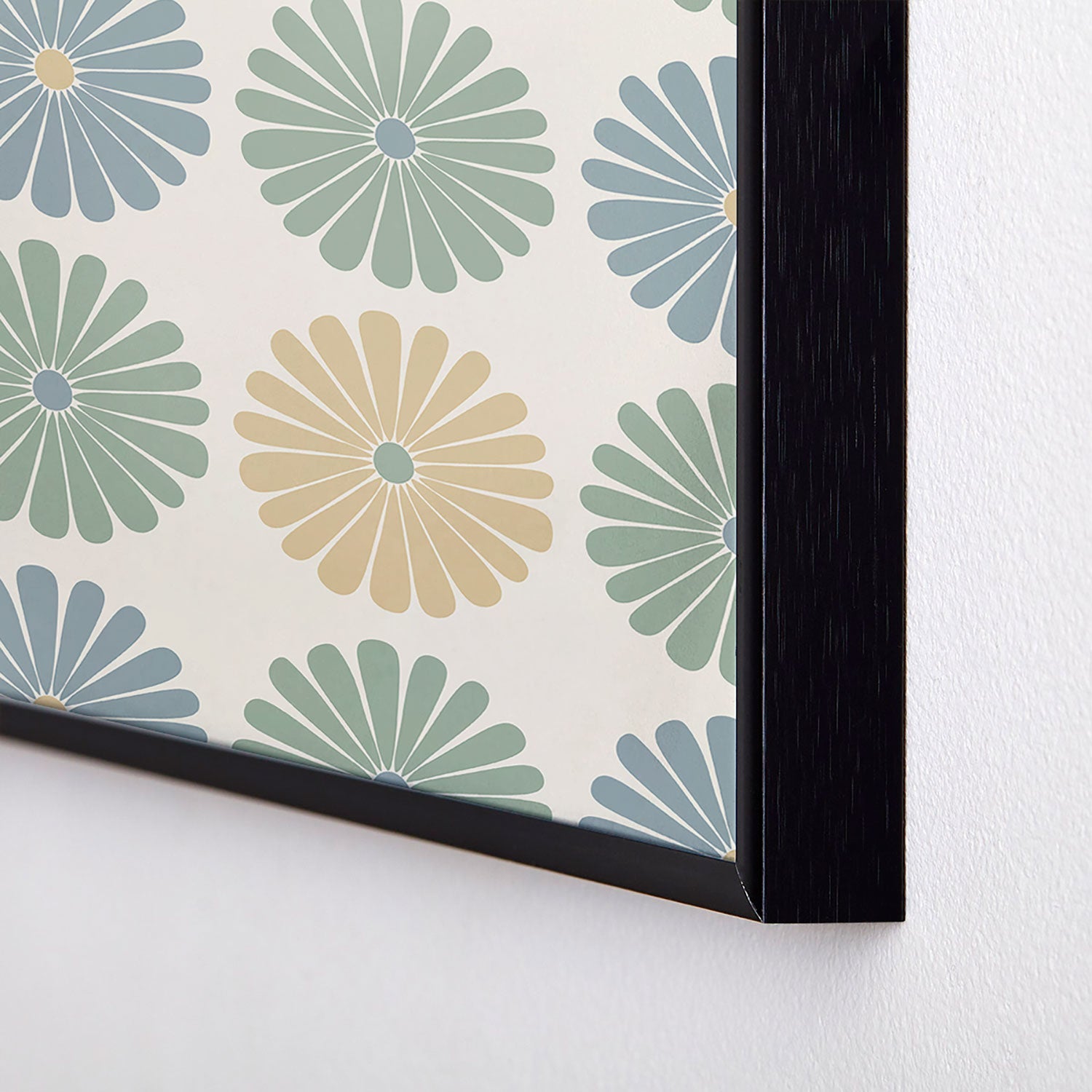 Colour Poems Daisy Pattern Multicolor I Square Metal Framed Art Print