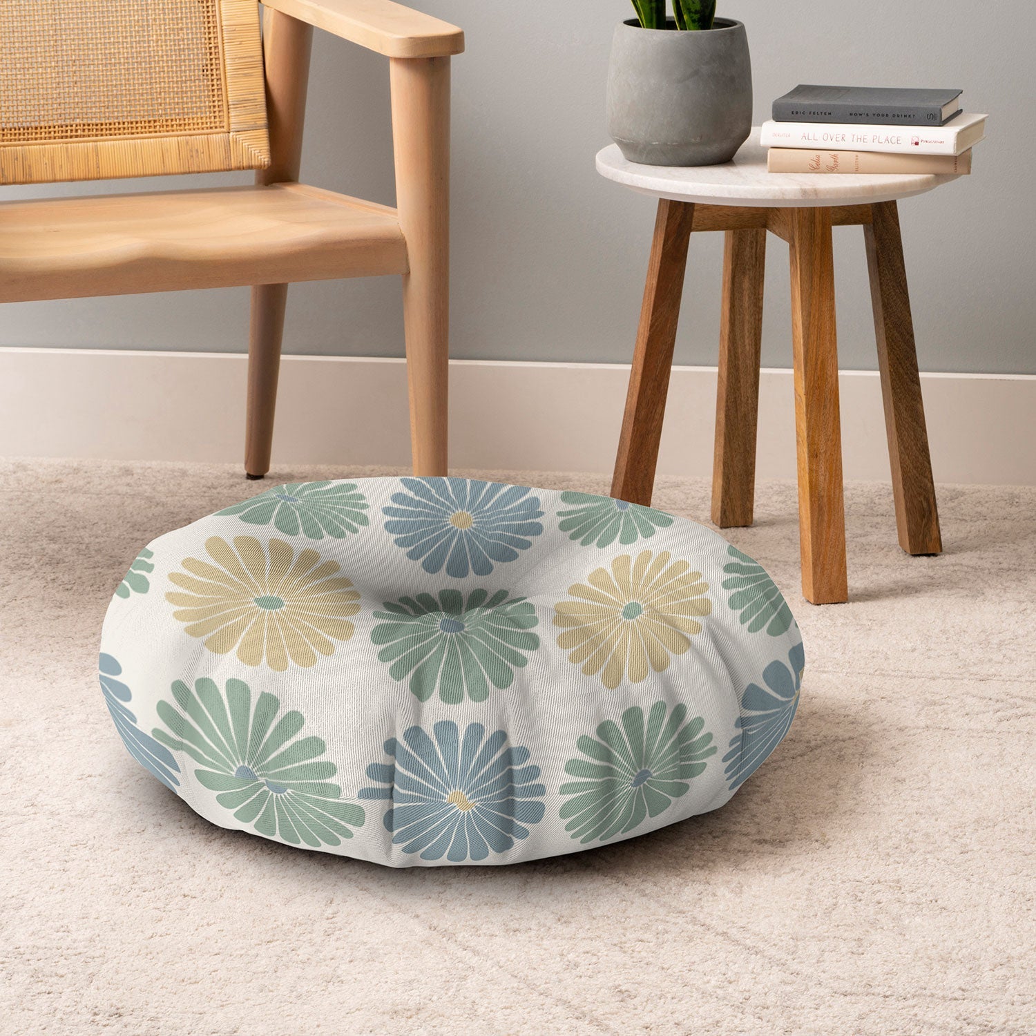 Colour Poems Daisy Pattern Multicolor I Floor Pillow Round
