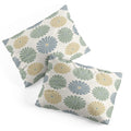 Colour Poems Daisy Pattern Multicolor I Pillow Shams