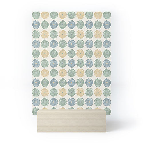 Colour Poems Daisy Pattern Multicolor I Mini Art Print