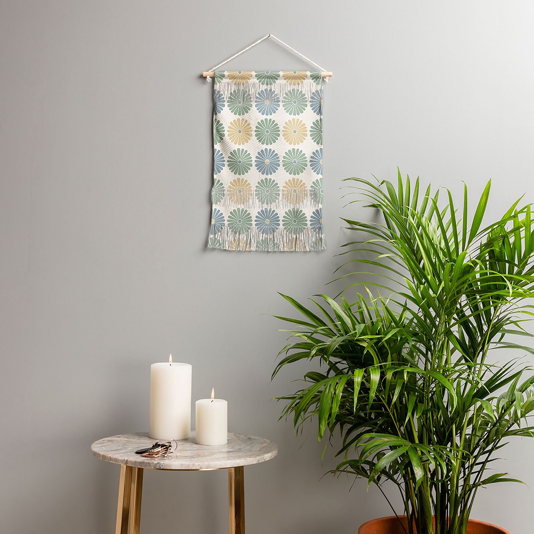 Colour Poems Daisy Pattern Multicolor I Wall Hanging Portrait