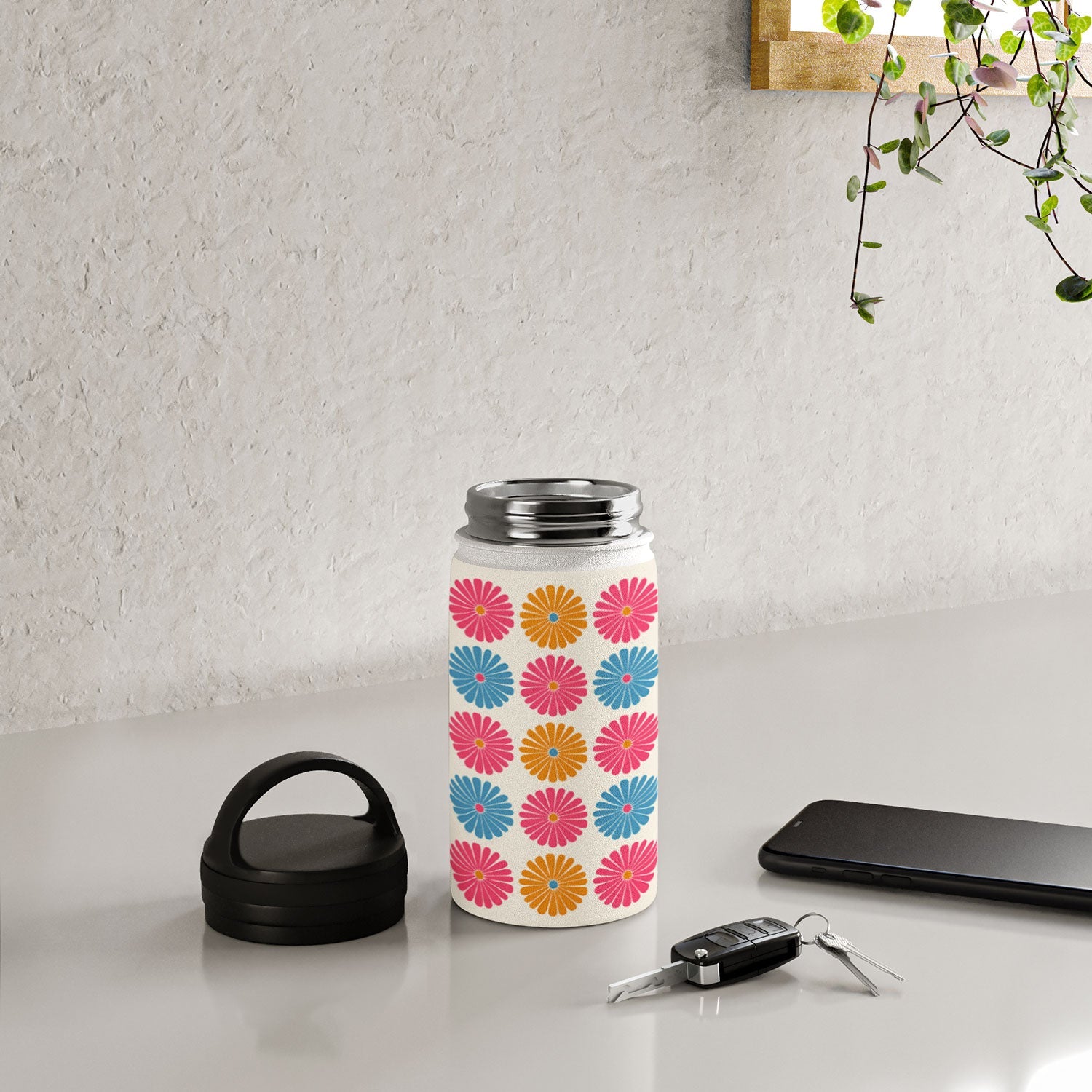 Colour Poems Daisy Pattern Multicolor II Water Bottle