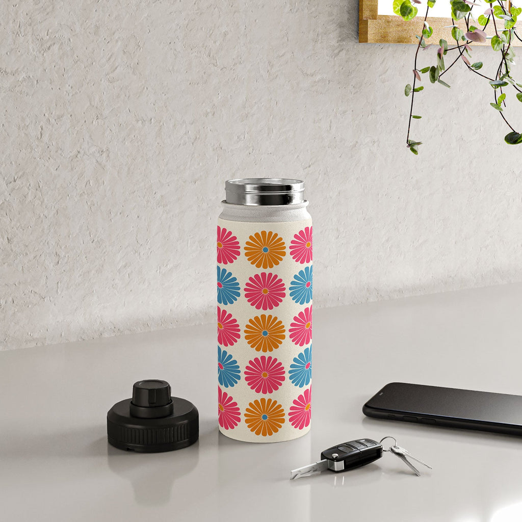 Colour Poems Daisy Pattern Multicolor II Water Bottle