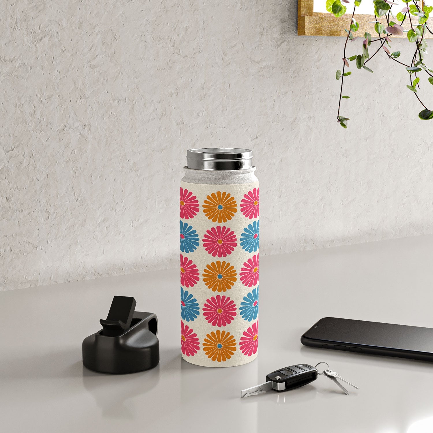 Colour Poems Daisy Pattern Multicolor II Water Bottle