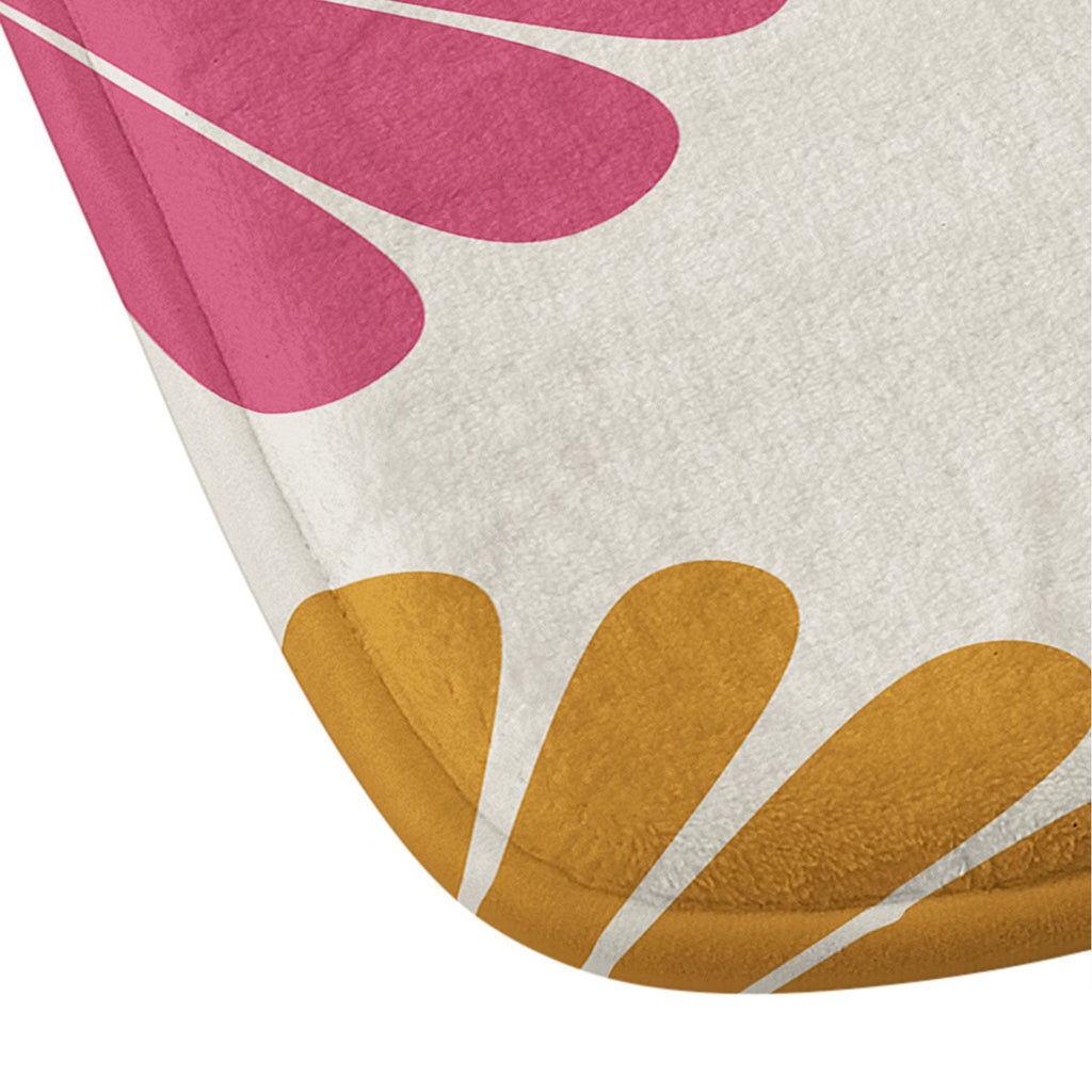 Colour Poems Daisy Pattern Multicolor II Memory Foam Bath Mat
