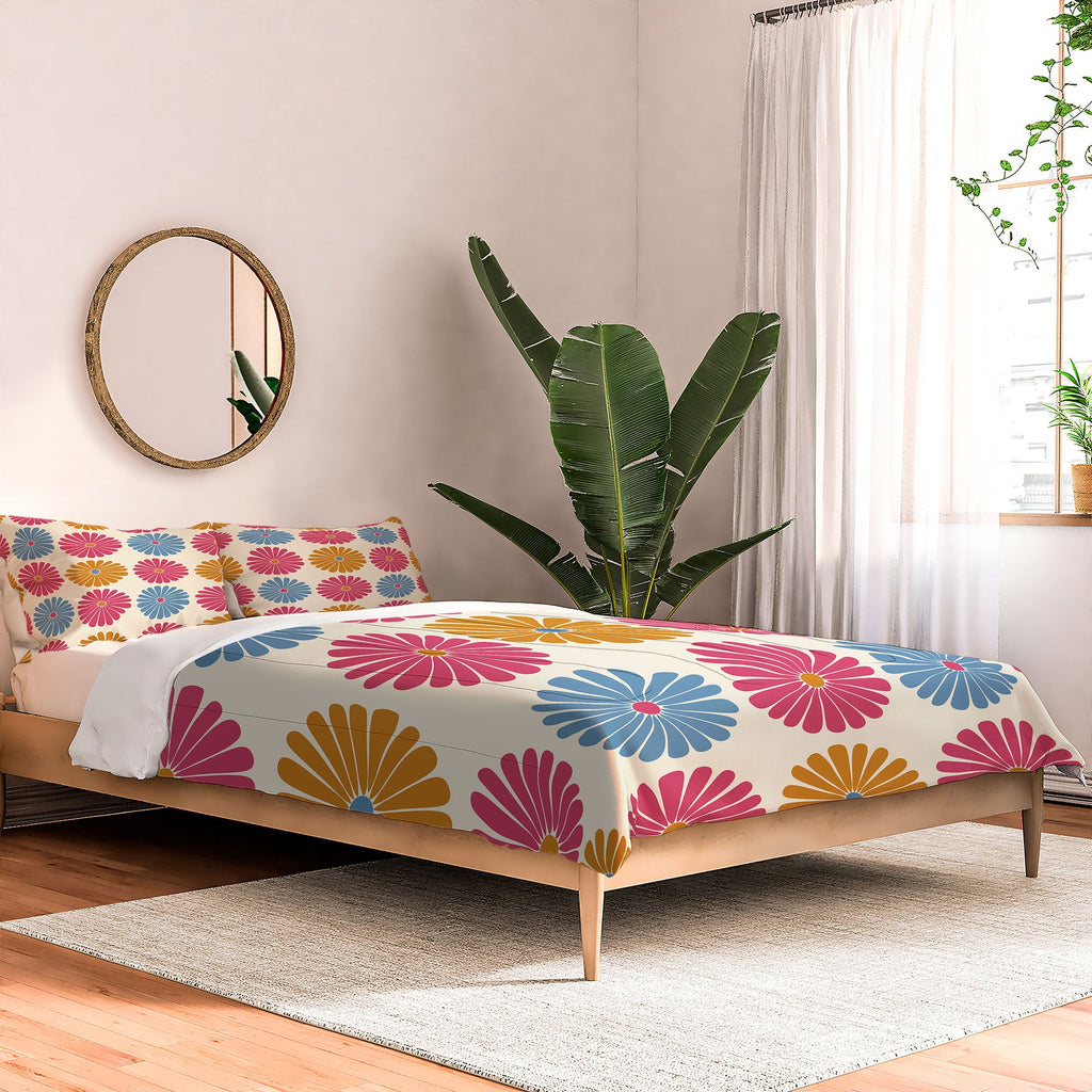 Colour Poems Daisy Pattern Multicolor II Comforter