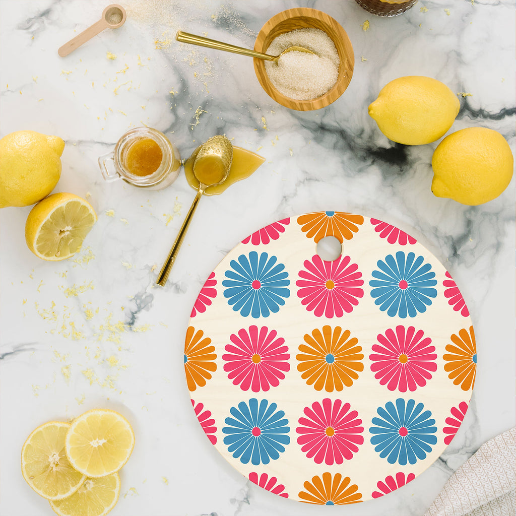 Colour Poems Daisy Pattern Multicolor II Cutting Board Round