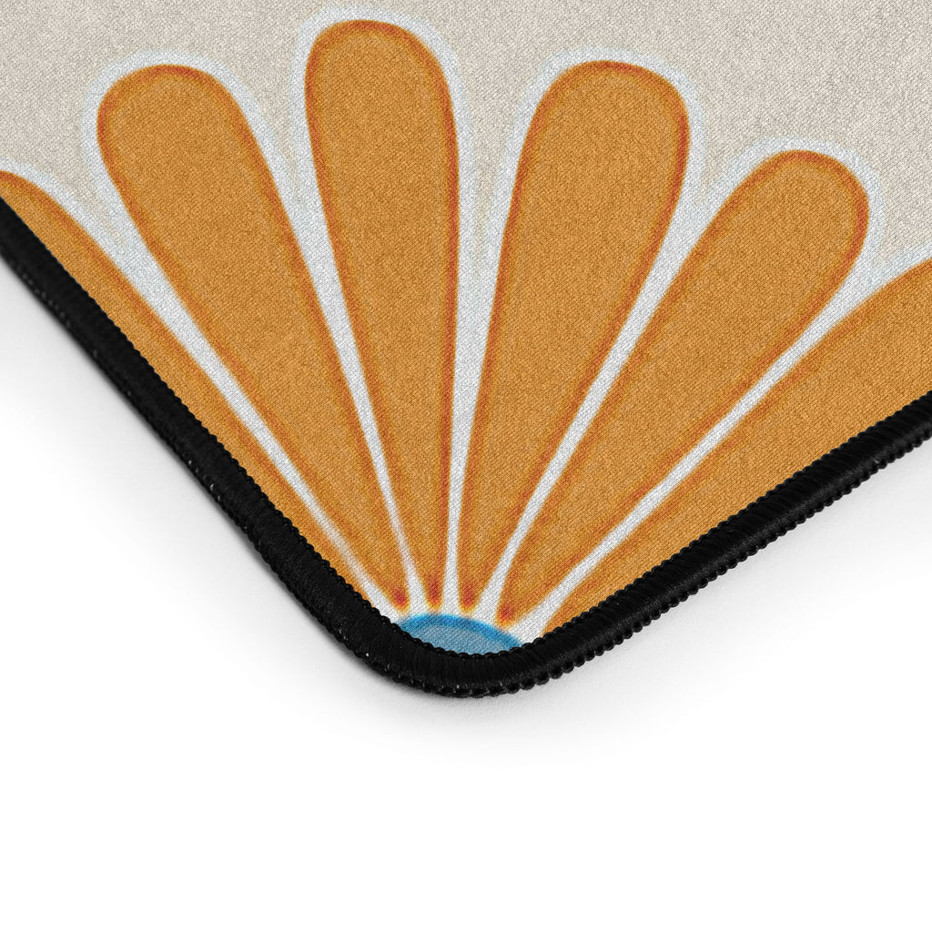 Colour Poems Daisy Pattern Multicolor II Desk Mat