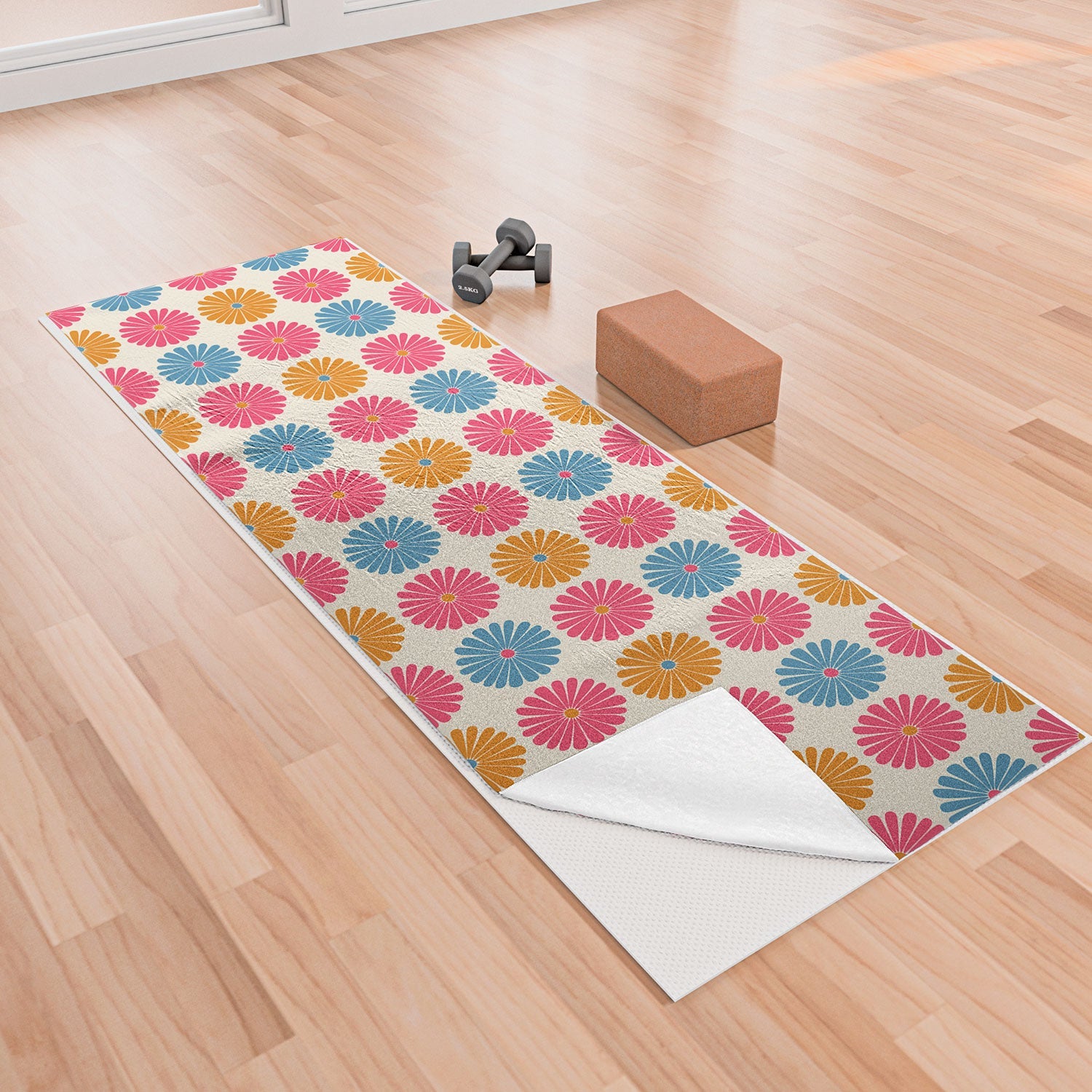 Colour Poems Daisy Pattern Multicolor II Yoga Towel