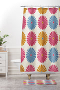Colour Poems Daisy Pattern Multicolor II Shower Curtain And Mat