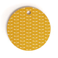 Colour Poems Dragonfly Minimalism Yellow Cutting Board Round