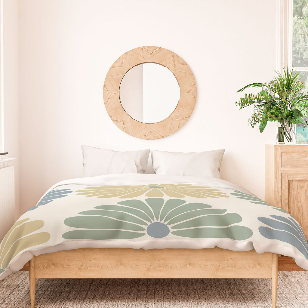 Colour Poems Retro Daisy Multicolor I Duvet Cover