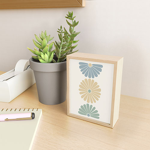 Colour Poems Retro Daisy Multicolor I Framed Mini Art Print