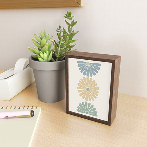 Colour Poems Retro Daisy Multicolor I Framed Mini Art Print
