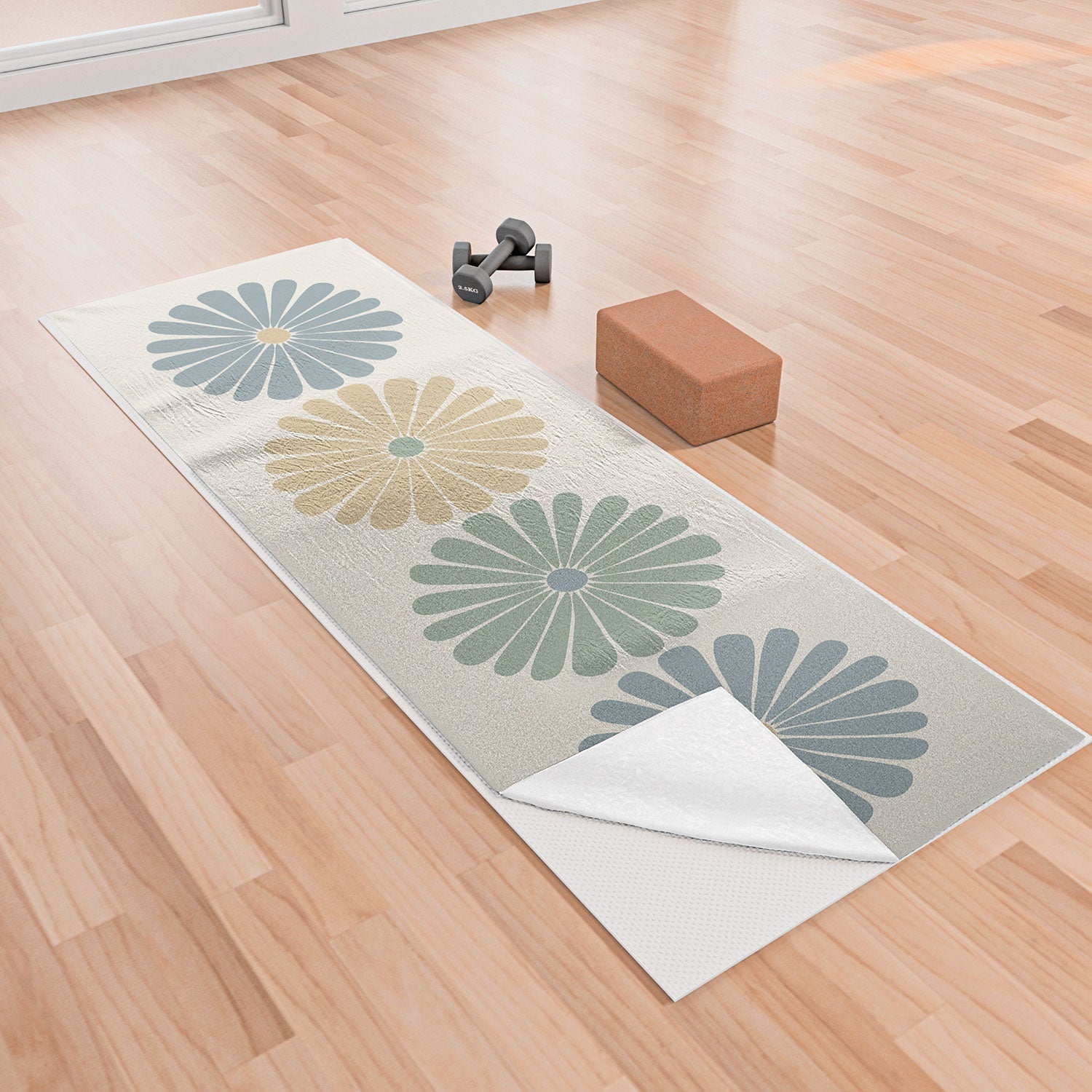 Colour Poems Retro Daisy Multicolor I Yoga Towel