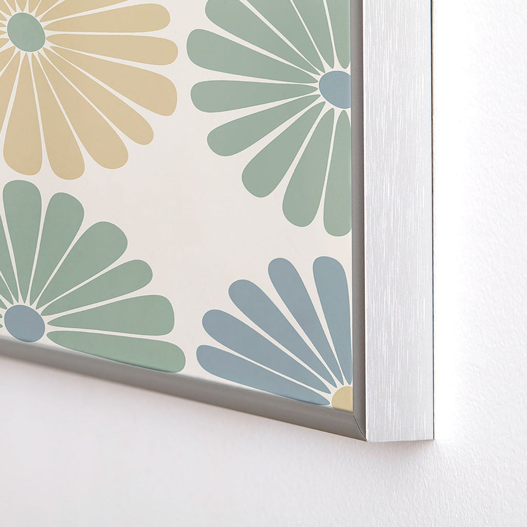 Colour Poems Retro Daisy Multicolor I Square Metal Framed Art Print
