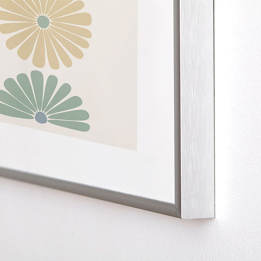 Colour Poems Retro Daisy Multicolor I Metal Framed Art Print