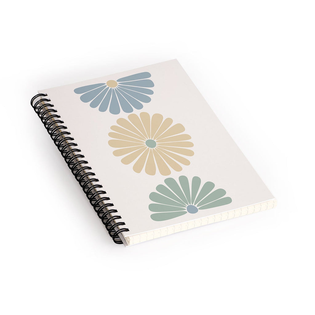 Colour Poems Retro Daisy Multicolor I Spiral Notebook
