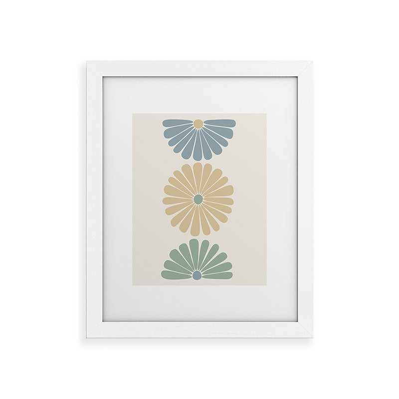 Colour Poems Retro Daisy Multicolor I Framed Art Print