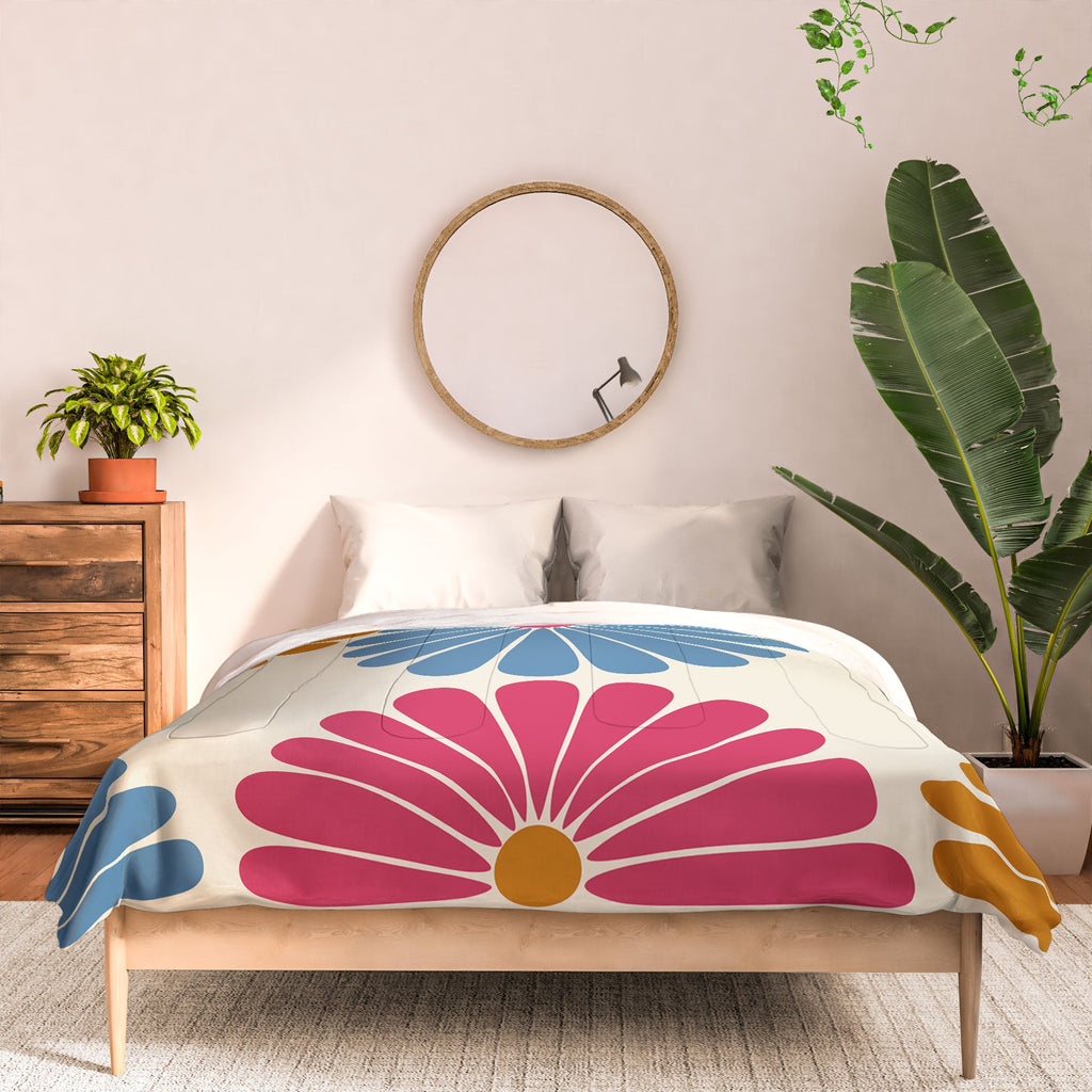 Colour Poems Retro Daisy Multicolor II Comforter