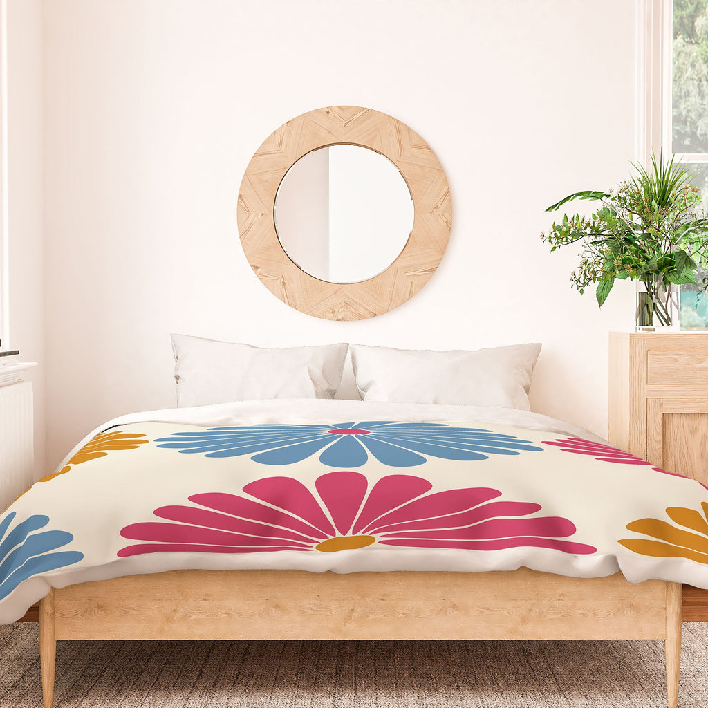 Colour Poems Retro Daisy Multicolor II Duvet Cover