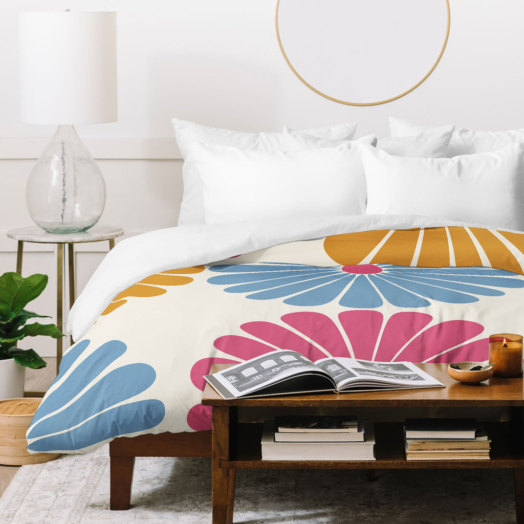 Colour Poems Retro Daisy Multicolor II Duvet Cover